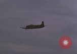 Image A-1H Skyraider aéronefs Vietnam, 1967, de la seconde 13 séquences d'archives historiques vidéo 65675075415