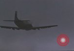 Image Force aérienne vietnamien 524e Escadron de chasse Skyraider sur une mission Vietnam, 1967, de la seconde 5 séquences d'archives historiques vidéo 65675075416