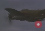 Image Force aérienne vietnamien 524e Escadron de chasse Skyraider sur une mission Vietnam, 1967, de la seconde 59 séquences d'archives historiques vidéo 65675075416