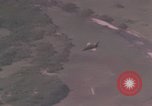 Image F-100D Super Sabre fighter Vietnam, 1967, de la seconde 30 séquences d'archives historiques vidéo 65675075419