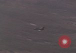 Image F-100D Super Sabre fighter Vietnam, 1967, de la seconde 62 séquences d'archives historiques vidéo 65675075419