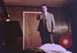 Image pistolet comme preuves matérielles United States USA, 1969, de la seconde 1 séquences d'archives historiques vidéo 65675075440