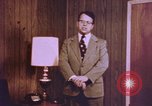 Image pistolet comme preuves matérielles United States USA, 1969, de la seconde 12 séquences d'archives historiques vidéo 65675075440