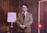 Image pistolet comme preuves matérielles United States USA, 1969, de la seconde 14 séquences d'archives historiques vidéo 65675075440