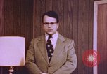 Image pistolet comme preuves matérielles United States USA, 1969, de la seconde 19 séquences d'archives historiques vidéo 65675075440