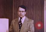 Image pistolet comme preuves matérielles United States USA, 1969, de la seconde 22 séquences d'archives historiques vidéo 65675075440