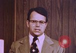 Image pistolet comme preuves matérielles United States USA, 1969, de la seconde 28 séquences d'archives historiques vidéo 65675075440