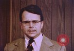 Image pistolet comme preuves matérielles United States USA, 1969, de la seconde 32 séquences d'archives historiques vidéo 65675075440