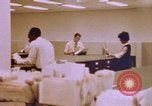 Image pistolet comme preuves matérielles United States USA, 1969, de la seconde 50 séquences d'archives historiques vidéo 65675075440