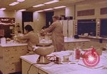 Image pistolet comme preuves matérielles United States USA, 1969, de la seconde 52 séquences d'archives historiques vidéo 65675075440