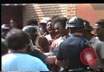 Image Les Afro-Américains protester KKK Mobile Alabama USA, 1977, de la seconde 3 séquences d'archives historiques vidéo 65675075443