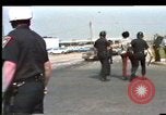 Image Les Afro-Américains protester KKK Mobile Alabama USA, 1977, de la seconde 33 séquences d'archives historiques vidéo 65675075443