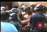 Image Les Afro-Américains protester KKK Mobile Alabama USA, 1977, de la seconde 41 séquences d'archives historiques vidéo 65675075443