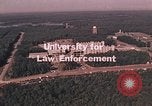 Image les agents d'application de la loi fédérale Quantico Virginia USA, 1972, de la seconde 14 séquences d'archives historiques vidéo 65675075444