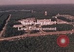 Image les agents d'application de la loi fédérale Quantico Virginia USA, 1972, de la seconde 15 séquences d'archives historiques vidéo 65675075444