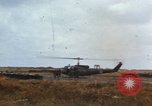 Standbild United States Soldaten Vietnam, 1968, aus Sekunde 4 historischem Filmmaterial Videoclip 65675075467