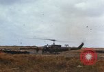 Standbild United States Soldaten Vietnam, 1968, aus Sekunde 5 historischem Filmmaterial Videoclip 65675075467