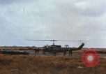 Standbild United States Soldaten Vietnam, 1968, aus Sekunde 8 historischem Filmmaterial Videoclip 65675075467