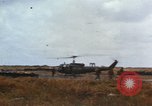 Standbild United States Soldaten Vietnam, 1968, aus Sekunde 11 historischem Filmmaterial Videoclip 65675075467