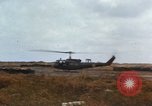 Standbild United States Soldaten Vietnam, 1968, aus Sekunde 23 historischem Filmmaterial Videoclip 65675075467