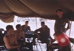 Standbild United States Soldaten Vietnam, 1968, aus Sekunde 47 historischem Filmmaterial Videoclip 65675075467