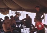 Standbild United States Soldaten Vietnam, 1968, aus Sekunde 50 historischem Filmmaterial Videoclip 65675075467