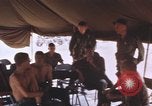 Standbild United States Soldaten Vietnam, 1968, aus Sekunde 56 historischem Filmmaterial Videoclip 65675075467