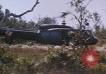 Standbild USA Soldaten Vietnam, 1968, aus Sekunde 12 historischem Filmmaterial Videoclip 65675075468