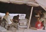 Standbild USA Soldaten Vietnam, 1968, aus Sekunde 40 historischem Filmmaterial Videoclip 65675075468