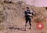 Standbild USA Soldaten Vietnam, 1968, aus Sekunde 14 historischem Filmmaterial Videoclip 65675075469