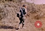 Standbild USA Soldaten Vietnam, 1968, aus Sekunde 16 historischem Filmmaterial Videoclip 65675075469