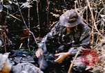 Standbild USA Soldaten Vietnam, 1968, aus Sekunde 29 historischem Filmmaterial Videoclip 65675075469