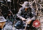 Standbild USA Soldaten Vietnam, 1968, aus Sekunde 32 historischem Filmmaterial Videoclip 65675075469