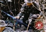 Standbild USA Soldaten Vietnam, 1968, aus Sekunde 39 historischem Filmmaterial Videoclip 65675075469