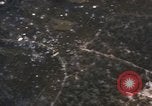 Standbild UH-1B Iroquois Hubschrauber Vietnam, 1968, aus Sekunde 7 historischem Filmmaterial Videoclip 65675075470