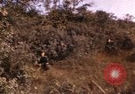 Standbild USA Soldaten Vietnam, 1968, aus Sekunde 25 historischem Filmmaterial Videoclip 65675075471