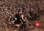 Standbild USA Soldaten Vietnam, 1968, aus Sekunde 49 historischem Filmmaterial Videoclip 65675075471