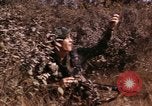 Standbild USA Soldaten Vietnam, 1968, aus Sekunde 51 historischem Filmmaterial Videoclip 65675075471