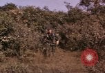 Standbild USA Soldaten Vietnam, 1968, aus Sekunde 59 historischem Filmmaterial Videoclip 65675075471