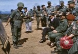 Standbild Präsident Nguyen Van Thieu Dakto Vietnam, 1968, aus Sekunde 34 historischem Filmmaterial Videoclip 65675075473