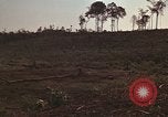 Immagine di Soldati montagnard Bu Gia Vietnam, 1963, secondo 47 filmato di repertorio 65675075481