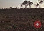 Immagine di Soldati montagnard Bu Gia Vietnam, 1963, secondo 48 filmato di repertorio 65675075481