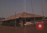 Immagine di Soldati montagnard Bu Gia Vietnam, 1963, secondo 9 filmato di repertorio 65675075482