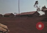 Immagine di Soldati montagnard Bu Gia Vietnam, 1963, secondo 31 filmato di repertorio 65675075482