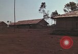 Immagine di Soldati montagnard Bu Gia Vietnam, 1963, secondo 32 filmato di repertorio 65675075482