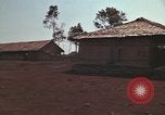 Immagine di Soldati montagnard Bu Gia Vietnam, 1963, secondo 33 filmato di repertorio 65675075482