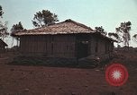 Immagine di Soldati montagnard Bu Gia Vietnam, 1963, secondo 42 filmato di repertorio 65675075482