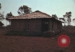 Immagine di Soldati montagnard Bu Gia Vietnam, 1963, secondo 43 filmato di repertorio 65675075482
