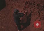 Immagine di Soldati montagnard Bu Gia Vietnam, 1963, secondo 59 filmato di repertorio 65675075482