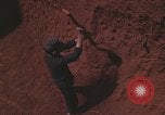 Immagine di Soldati montagnard Bu Gia Vietnam, 1963, secondo 60 filmato di repertorio 65675075482